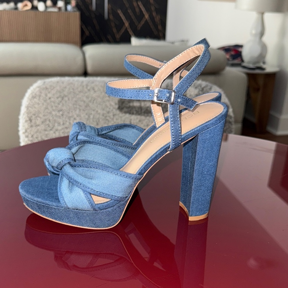BCBGeneration Blue Denim platform Heel - size 7